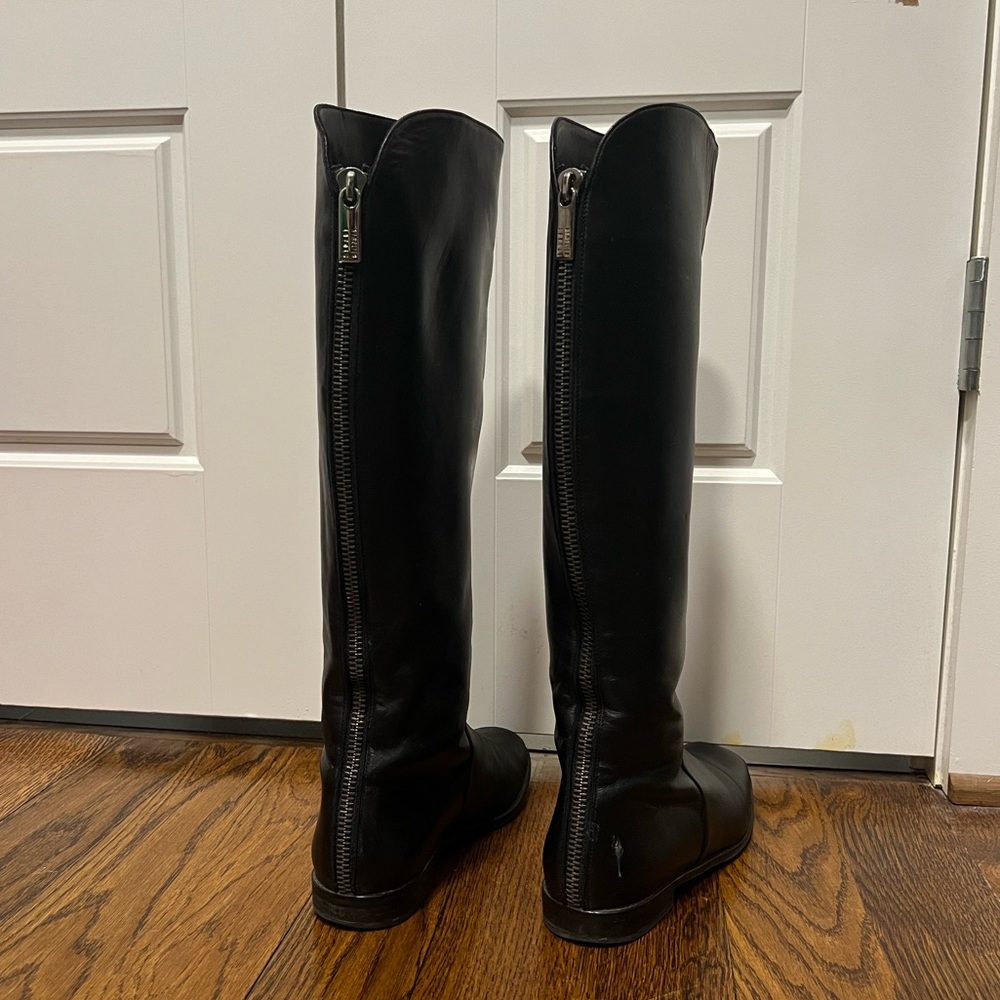 Stuart Weitzman Blk Leather Riding Boot. Really good used condition. 8.5M.